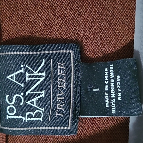 JoS A Bank Traveler Men's L Rust Merino wool Sweater Qtr zip Henley quiet luxury - Picture 2 of 14